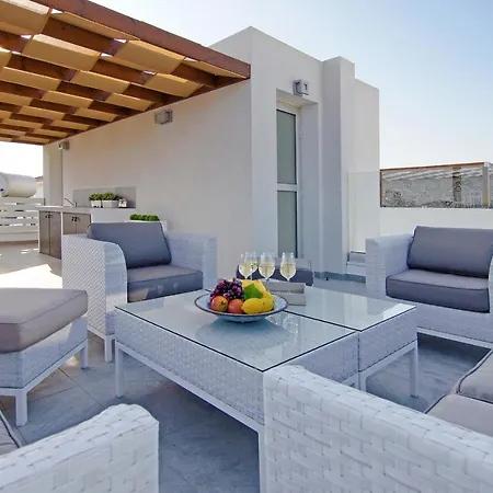 Villa Lily *