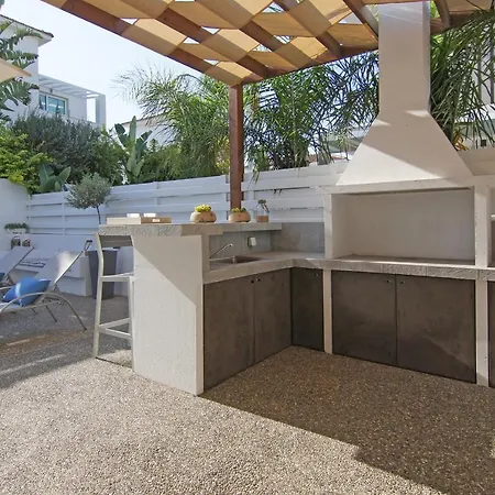 Villa Lily Protaras